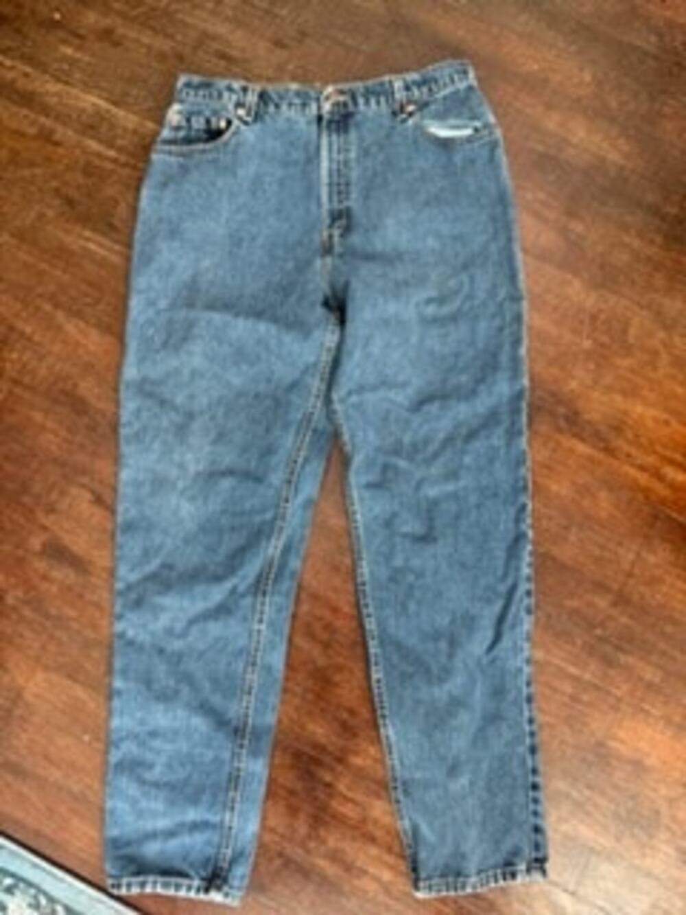Vintage Levi's 551 Relaxed Fit Tapered Jeans Womens 14 Medium Wash vintage y2k